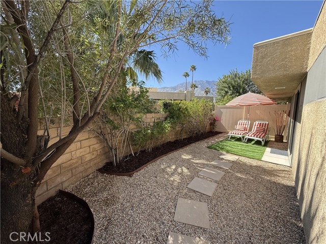 Detail Gallery Image 19 of 25 For 1457 Sunflower Cir, Palm Springs,  CA 92262 - 2 Beds | 1 Baths