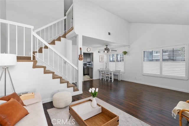 Detail Gallery Image 6 of 31 For 12700 Fallbrook Way, Stanton,  CA 90680 - 3 Beds | 2/1 Baths