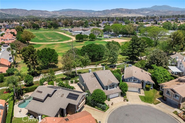 45 Colonial, Irvine CA: https://media.crmls.org/medias/229ec8f8-bf45-4499-ab55-3c7d0560ebd3.jpg