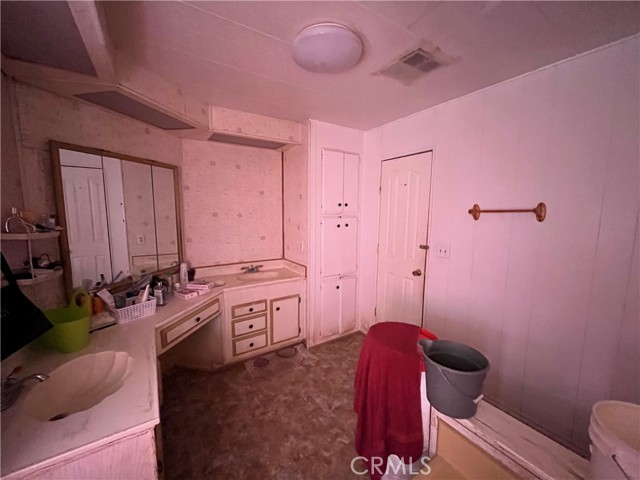 Detail Gallery Image 18 of 27 For 34609 Troy Rd, Newberry Springs,  CA 92365 - 3 Beds | 2 Baths