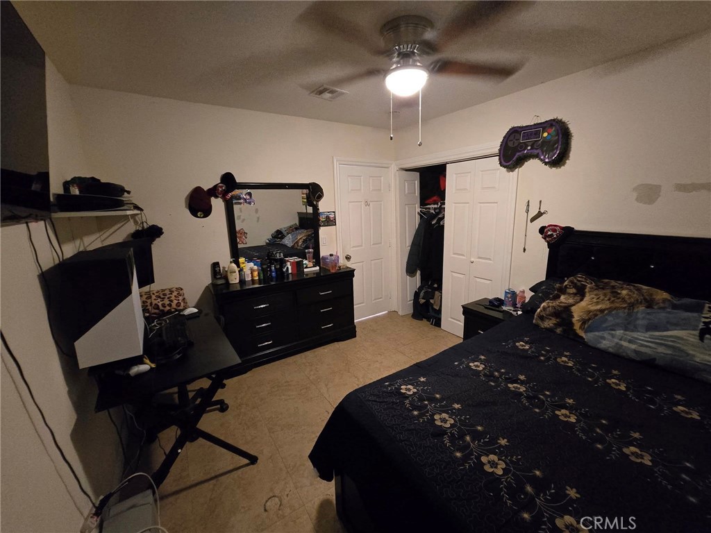 https://media.crmls.org/medias/229f30ee-35b3-47a8-a3ec-7c32d89cab2e.jpg?preset=X-Large