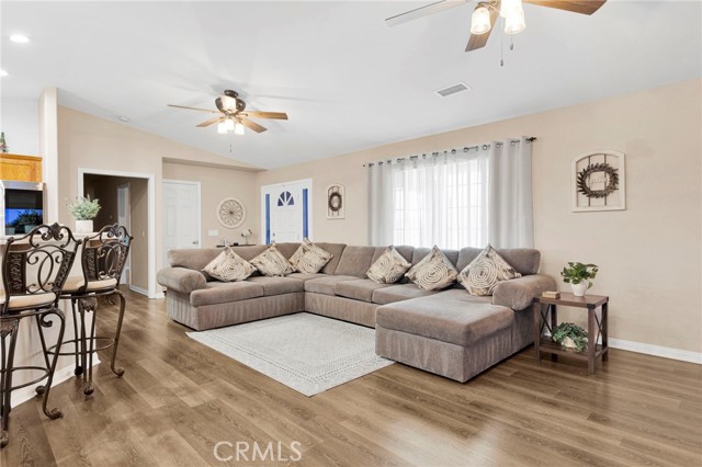 Detail Gallery Image 8 of 50 For 21237 South Rd, Apple Valley,  CA 92307 - 3 Beds | 2 Baths