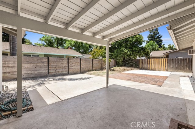 1920 E Orangeburg Avenue, Modesto CA: https://media.crmls.org/medias/22a11515-ef39-4832-b613-1d730fc11b65.jpg