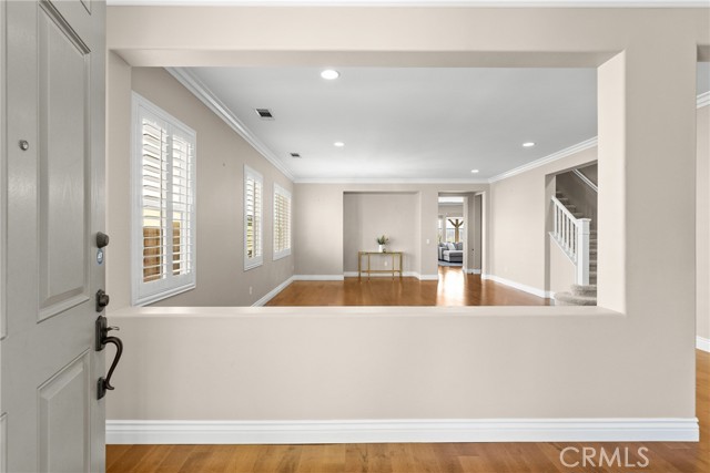 30146 Galbreth Ct, Castaic CA: https://media.crmls.org/medias/22a11553-c284-40cf-a740-f51aca71db1d.jpg