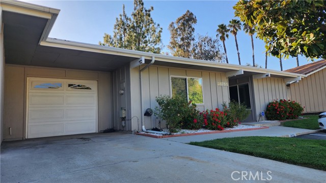 38751 Via Las Flores, Murrieta CA: https://media.crmls.org/medias/22a26a61-0c15-453d-a829-d74e0647df67.jpg