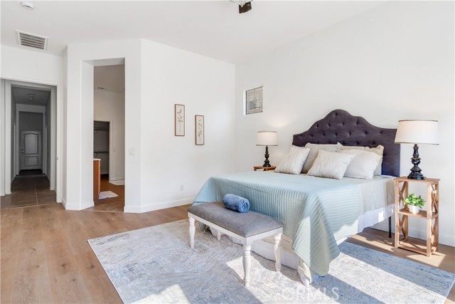 38932 Cherry Point Lane, Murrieta CA: https://media.crmls.org/medias/22a2ea8a-0404-42dc-8aa2-b202ba02225a.jpg