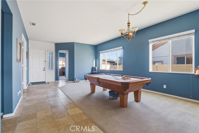 Detail Gallery Image 4 of 32 For 11090 Dandelion Ln, Apple Valley,  CA 92308 - 4 Beds | 3 Baths