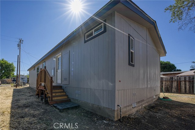3791 Robinson Avenue, Clearlake CA: https://media.crmls.org/medias/22a41b5c-24ee-4682-9c23-ee0cc55c21f3.jpg