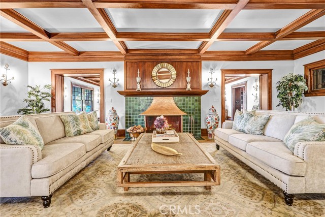 1215 Wentworth, Pasadena CA: https://media.crmls.org/medias/22a69598-d8e7-458f-9849-21290d16fcd6.jpg