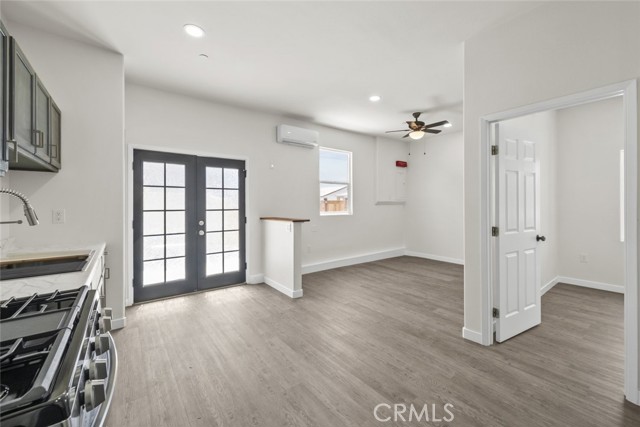 44124 51st W Street, Lancaster CA: https://media.crmls.org/medias/22a6b17f-4ae7-4fe2-881d-66fd40c933d3.jpg