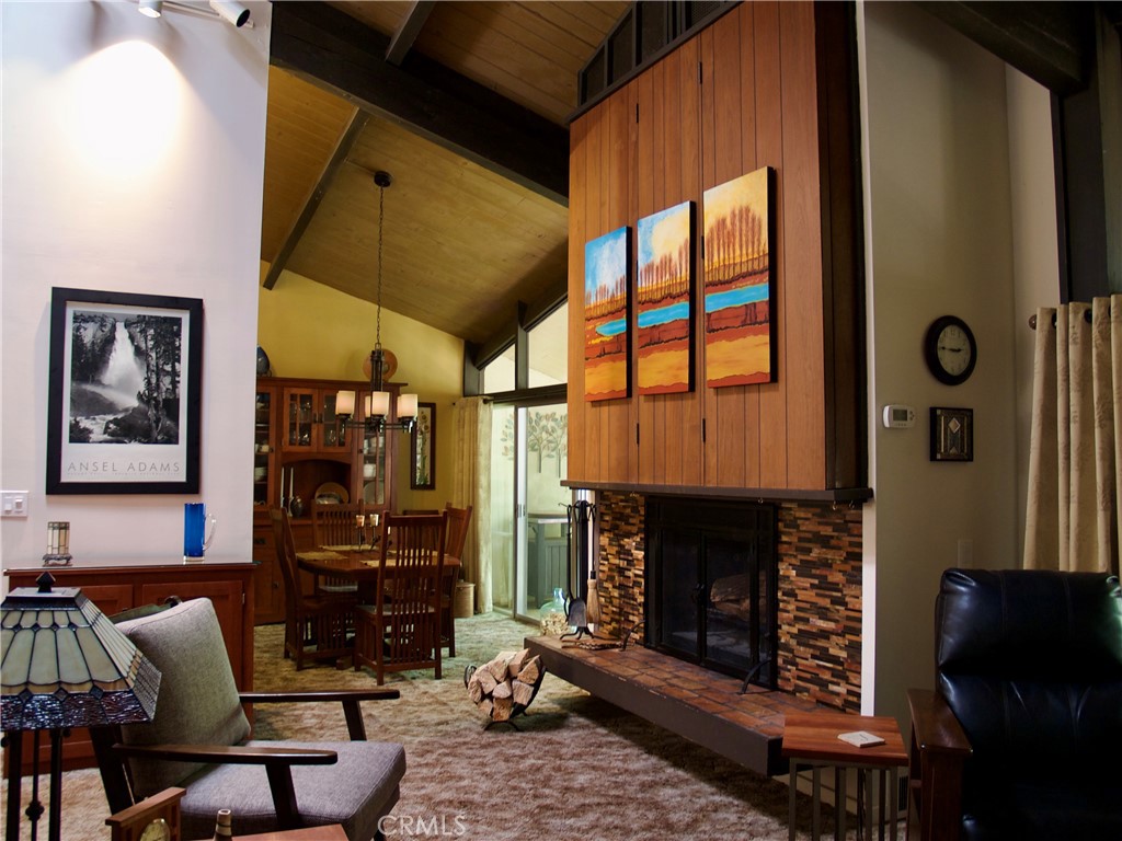 872 Sierra Vista Drive #9