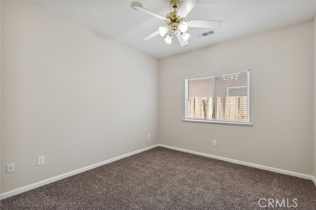 525 Mallard Avenue, Lemoore CA: https://media.crmls.org/medias/22a78cfa-d323-4717-a33a-47142ee95783.jpg
