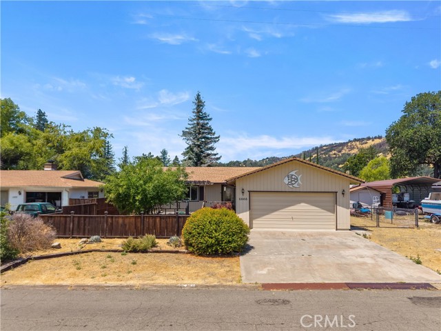 12855 Island Circle, Clearlake Oaks CA: https://media.crmls.org/medias/22a7a77e-ed1f-4789-93d3-275fc4ea4177.jpg