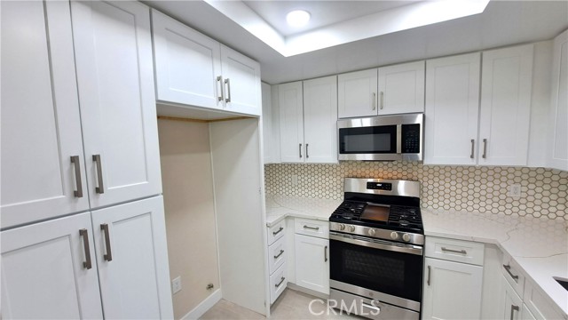 2473 Oswego Street, Pasadena CA: https://media.crmls.org/medias/22a87767-81d6-419d-8112-a1a49c3afcf1.jpg