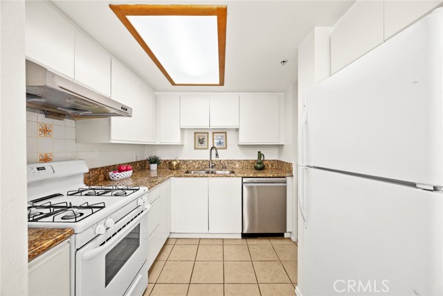 Detail Gallery Image 10 of 24 For 1522 S Baldwin Ave #15,  Arcadia,  CA 91007 - 2 Beds | 2/1 Baths