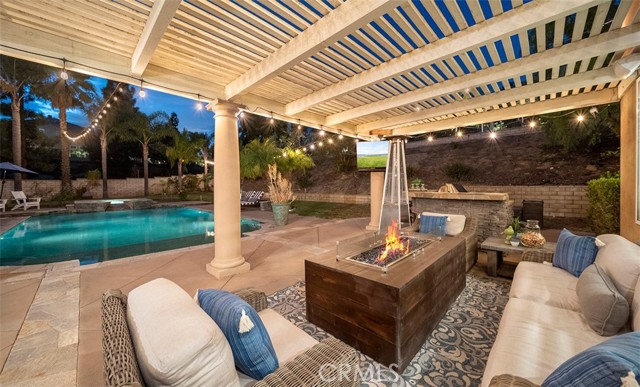 5425 5425 Castle Bend, Yorba Linda CA: https://media.crmls.org/medias/22a8ebc2-9925-42e0-a35d-487d36e74c95.jpg