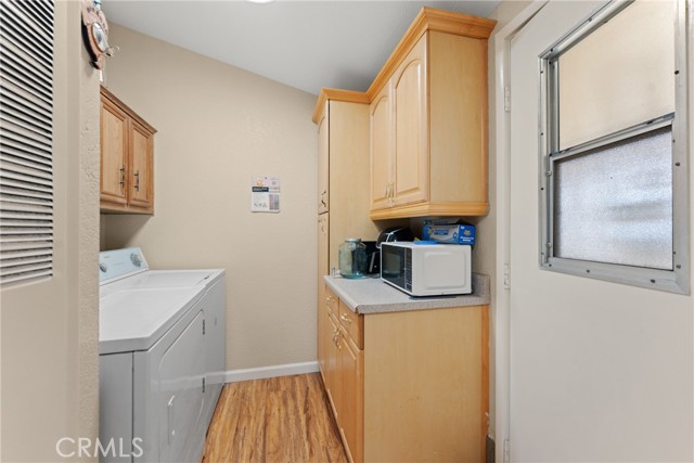 1010 Terrace Road, San Bernardino CA: https://media.crmls.org/medias/22a912be-95e1-4209-a9b1-3de012653e67.jpg
