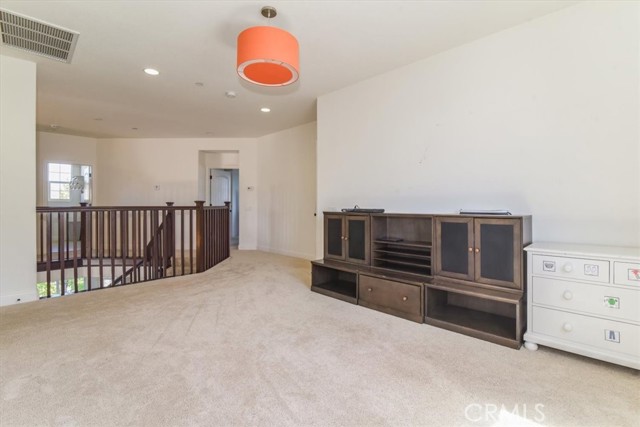 747 Carina Drive, Lompoc CA: https://media.crmls.org/medias/22aa30ad-6e05-4001-8c46-080346be27f9.jpg