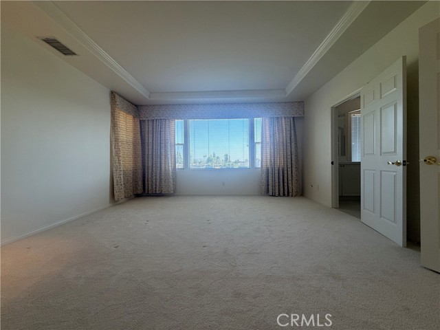 Detail Gallery Image 6 of 22 For 10354 Sandlewood, Porter Ranch,  CA 91326 - 4 Beds | 3 Baths