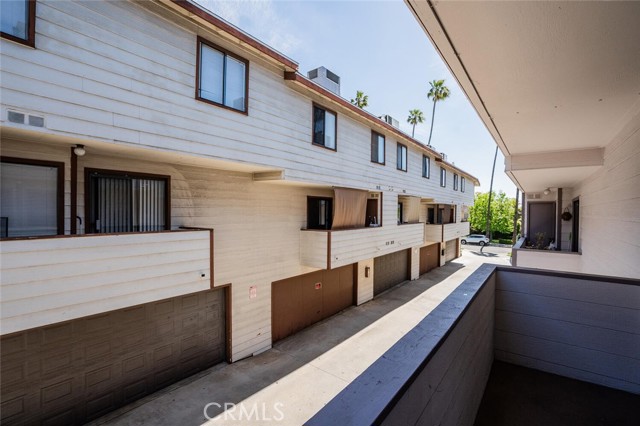 Detail Gallery Image 7 of 22 For 1129 Linden Ave #5,  Glendale,  CA 91201 - 2 Beds | 1/1 Baths