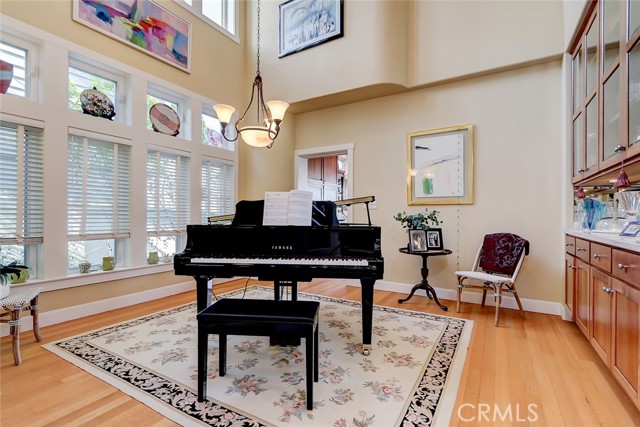2200 John Street, Manhattan Beach, California 90266, 4 Bedrooms Bedrooms, ,3 BathroomsBathrooms,Residential,Sold,John,SB23065646