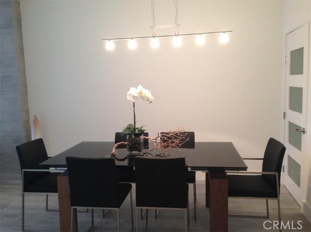 8811 Burton Way # 209, Los Angeles, California 90048, 1 Bedroom Bedrooms, ,1 BathroomBathrooms,Residential Lease,For Rent,8811 Burton Way # 209,CRSR24158270