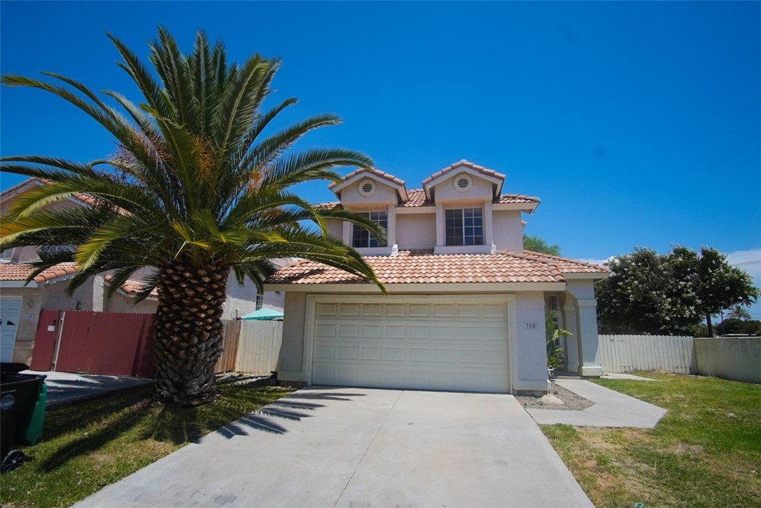 Detail Gallery Image 1 of 1 For 300 via Corsica, Hemet,  CA 92545 - 4 Beds | 2/1 Baths