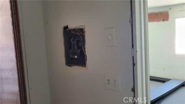 32676 Foothill Road, Lucerne Valley CA: https://media.crmls.org/medias/22abff38-708f-4481-b5d7-d8fa4793c274.jpg