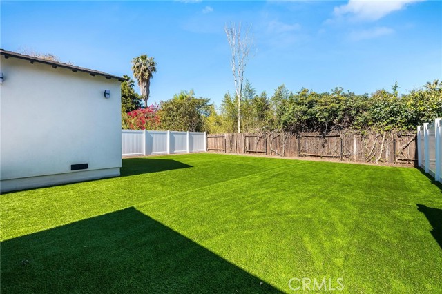 Detail Gallery Image 6 of 36 For 22919 Leonora Dr, Woodland Hills,  CA 91367 - 4 Beds | 2 Baths
