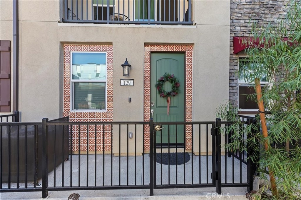 MLS #IV25267052 image #1