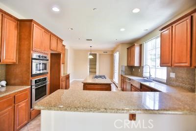 3867 Elderberry Circle, Corona CA: https://media.crmls.org/medias/22ac969e-27db-4004-88da-7e9e2b96ac6d.jpg
