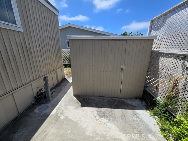 16222 Monterey Lane, Huntington Beach CA: https://media.crmls.org/medias/22aca7cb-4a0e-46fb-8cde-1af60043ccc9.jpg