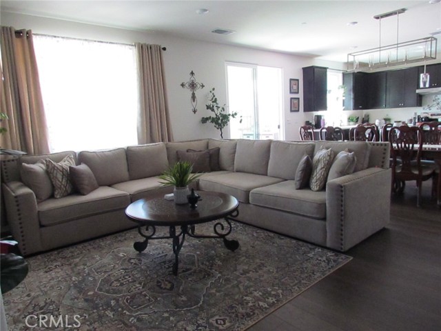 Image 12 of 34 For 4758 Bellaire