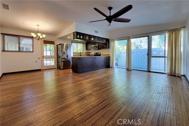 414 Avenida Castilla, Laguna Woods CA: https://media.crmls.org/medias/22ad84c5-bd0e-4663-98af-ec0aa52ddcea.jpg