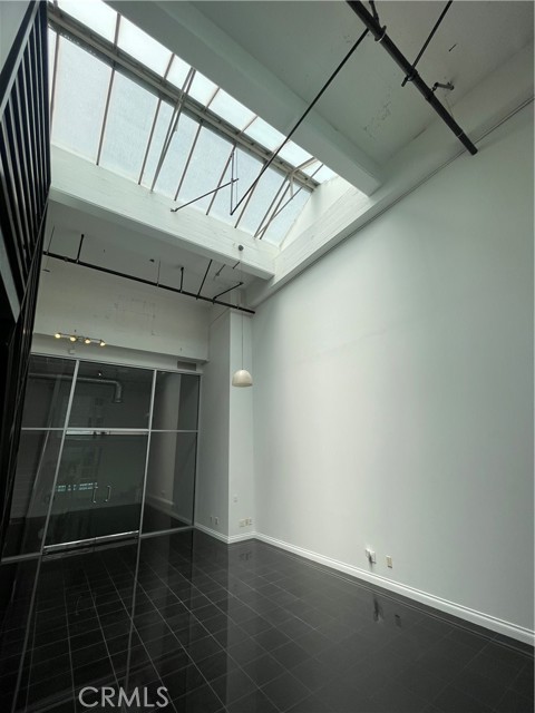 Detail Gallery Image 51 of 75 For 420 S San Pedro St #102,  Los Angeles,  CA 90013 - 2 Beds | 1/1 Baths