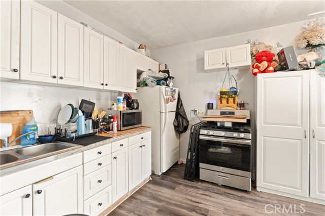 Detail Gallery Image 21 of 32 For 7827 Golondrina, San Bernardino,  CA 92410 - 4 Beds | 1/1 Baths