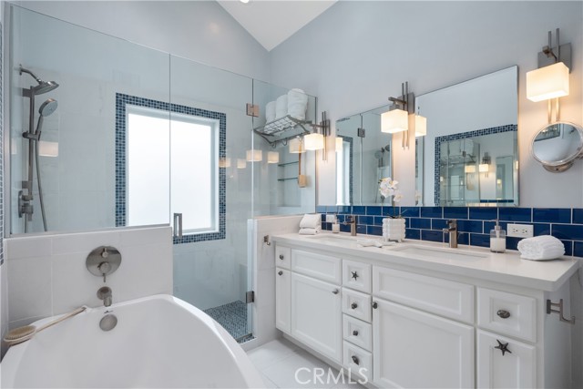 464 36th Street, Manhattan Beach, California 90266, 3 Bedrooms Bedrooms, ,1 BathroomBathrooms,Residential,Sold,36th,SB21242868