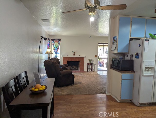 Detail Gallery Image 4 of 20 For 22196 Emerald St, Grand Terrace,  CA 92313 - 3 Beds | 2 Baths