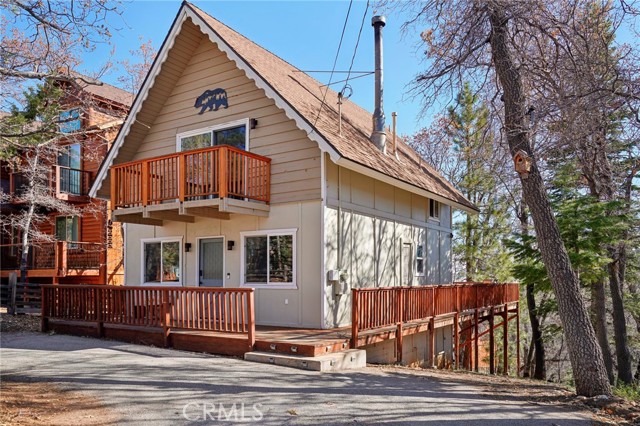 Detail Gallery Image 2 of 29 For 1670 Wolf Rd, Big Bear Lake,  CA 92315 - 2 Beds | 1/1 Baths