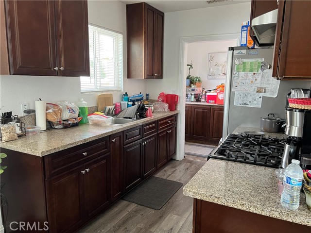 Detail Gallery Image 5 of 34 For 722 S Sycamore, Rialto,  CA 92376 - 3 Beds | 2 Baths