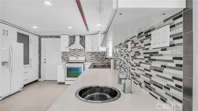 1553 Spyglass, Palm Springs CA: https://media.crmls.org/medias/22b103a9-9d92-4be8-9a1f-0381c1c0774b.jpg