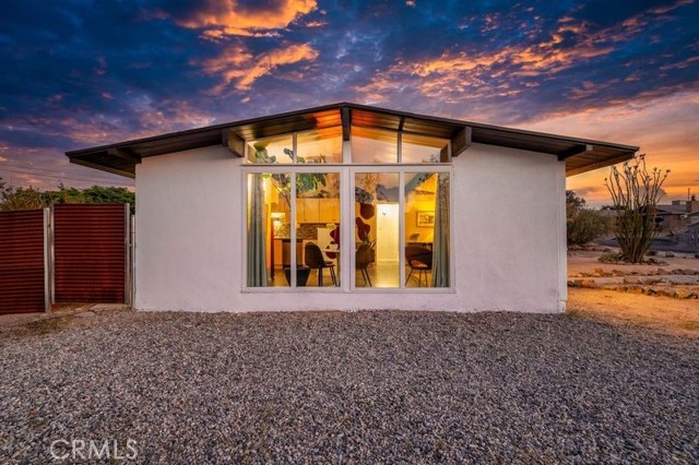 Detail Gallery Image 1 of 40 For 5535 Lupine Ave, Twentynine Palms,  CA 92277 - 2 Beds | 1 Baths