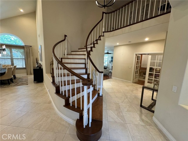 6 Lakeridge, Rancho Santa Margarita CA: https://media.crmls.org/medias/22b2100e-508c-4588-bf34-166c771c31c9.jpg