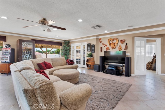 Detail Gallery Image 15 of 58 For 18351 Winnetka Rd, Apple Valley,  CA 92307 - 3 Beds | 2 Baths