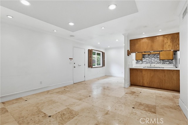 Image 8 of 50 For 5556 Temple City