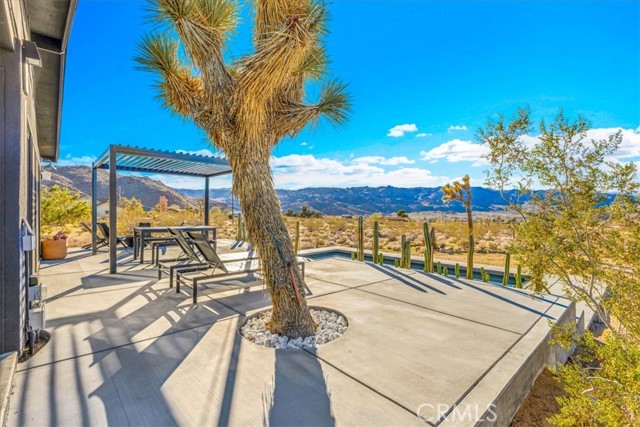 8729 Rock Haven Road, Joshua Tree CA: https://media.crmls.org/medias/22b2a254-57b5-40e1-b8f4-d56dcb812439.jpg