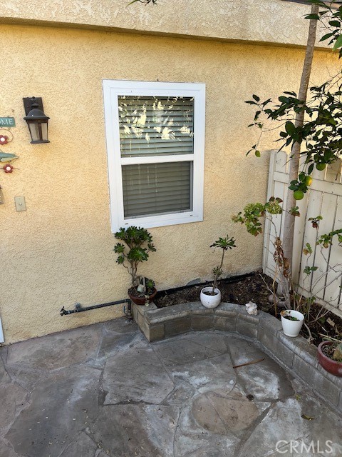 8110 Canby, Reseda CA: https://media.crmls.org/medias/22b2d990-a871-4ae5-9f16-01d698c2fb0e.jpg