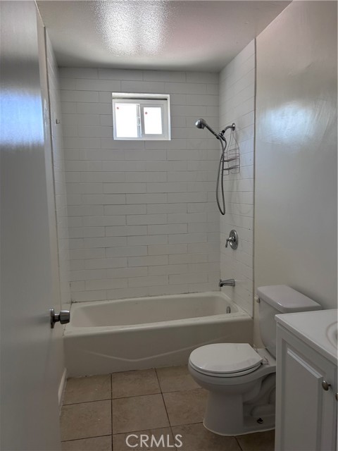 Detail Gallery Image 9 of 11 For 227 W Cherry Ave, Monrovia,  CA 91016 - 4 Beds | 2 Baths