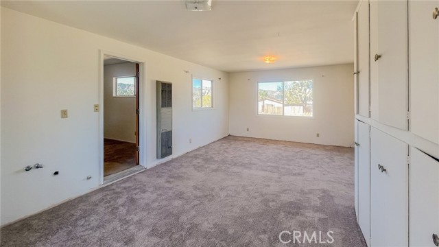 Detail Gallery Image 16 of 31 For 7411 Joshua Ln, Yucca Valley,  CA 92284 - 6 Beds | 2 Baths