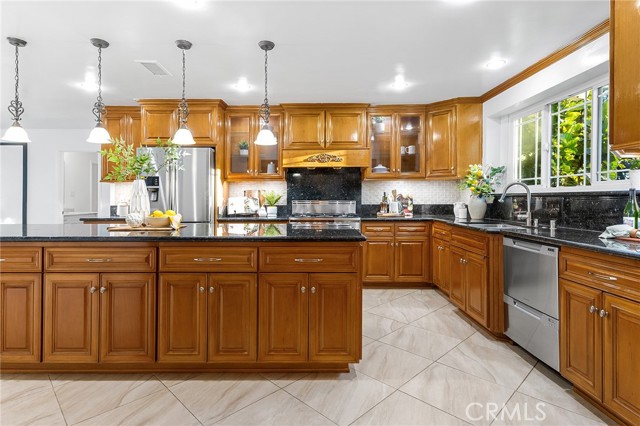 1260 Oakhaven Lane, Arcadia CA: https://media.crmls.org/medias/22b557a2-db83-47de-ad03-32acd19794fb.jpg
